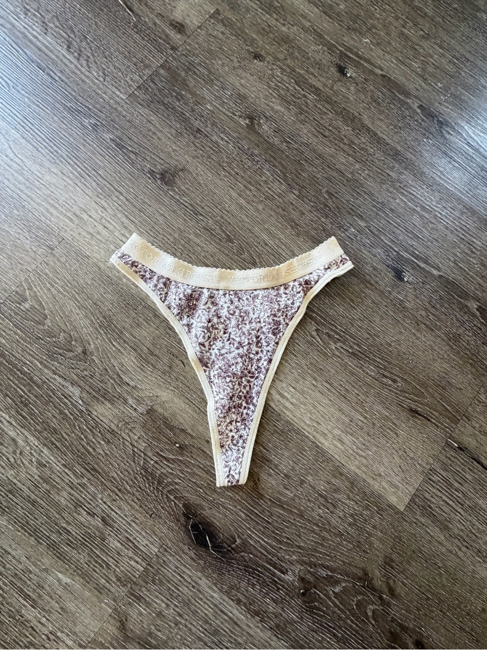 Victoria's Secret Vibtage Cream Trim Velvet Thong Bikini Bottoms